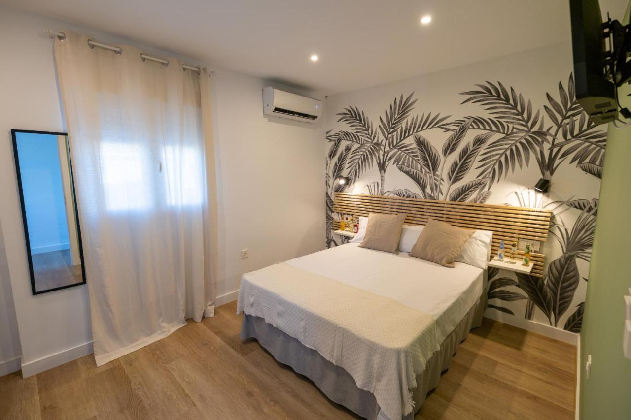 Hostal Royal Bliss Punta Umbria Exterior photo